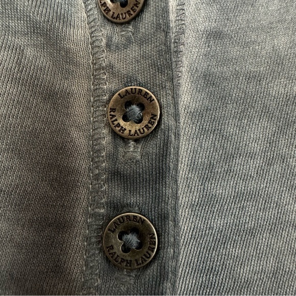 Lauren Ralph Lauren Faded Distressed Embroidered Boho Blue Henley Top Sz M - Picture 6 of 9